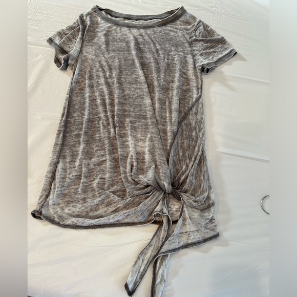 Susina Tie Front T Shirt Tie Dye Color - Picture 3 of 4